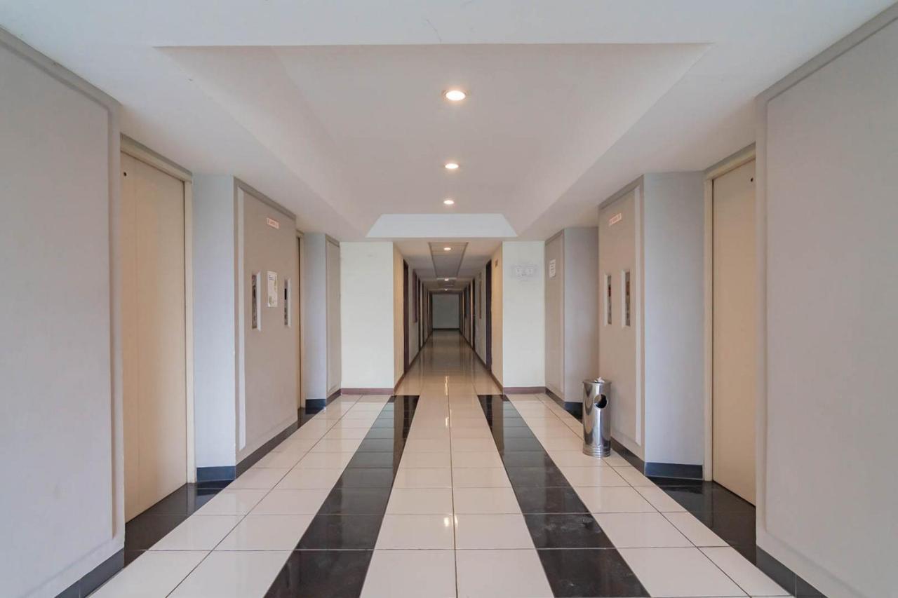 Redliving Apartemen Emerald Tower - Bion Apartel Tower South Бандунг Екстериор снимка